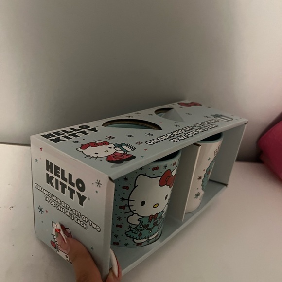 New - Picture 3 of 4